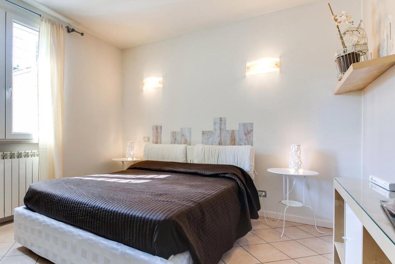 Casa Bonotto Appartement Desenzano del Garda Buitenkant foto