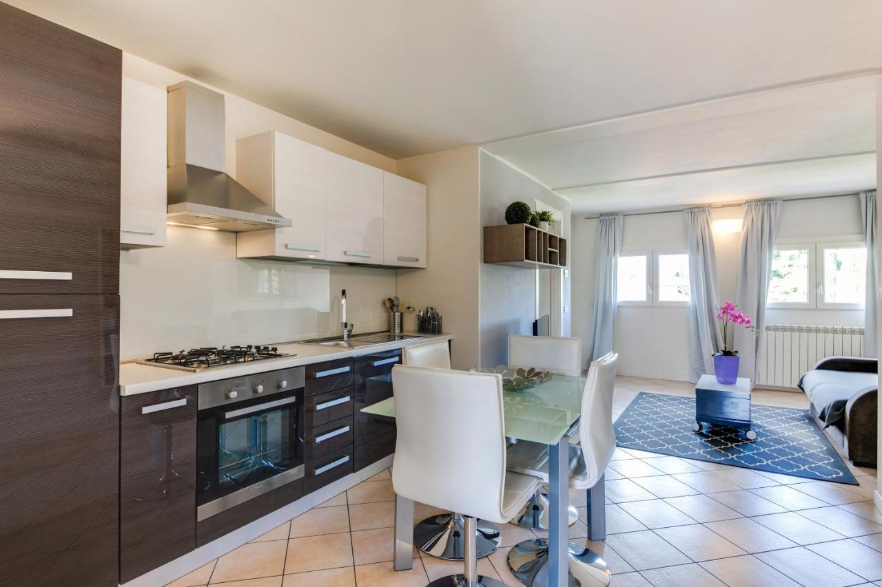 Casa Bonotto Appartement Desenzano del Garda Buitenkant foto