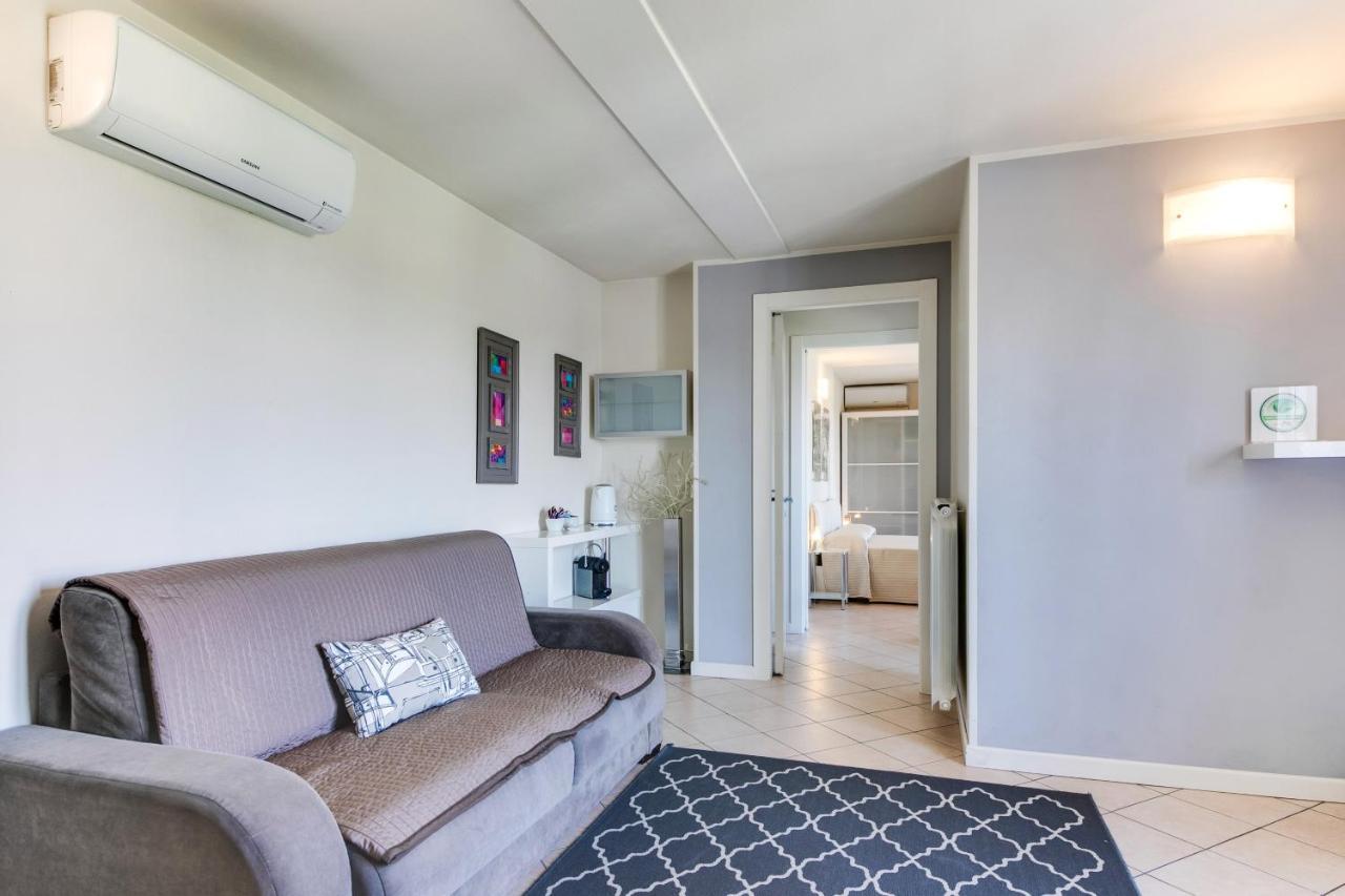 Casa Bonotto Appartement Desenzano del Garda Buitenkant foto