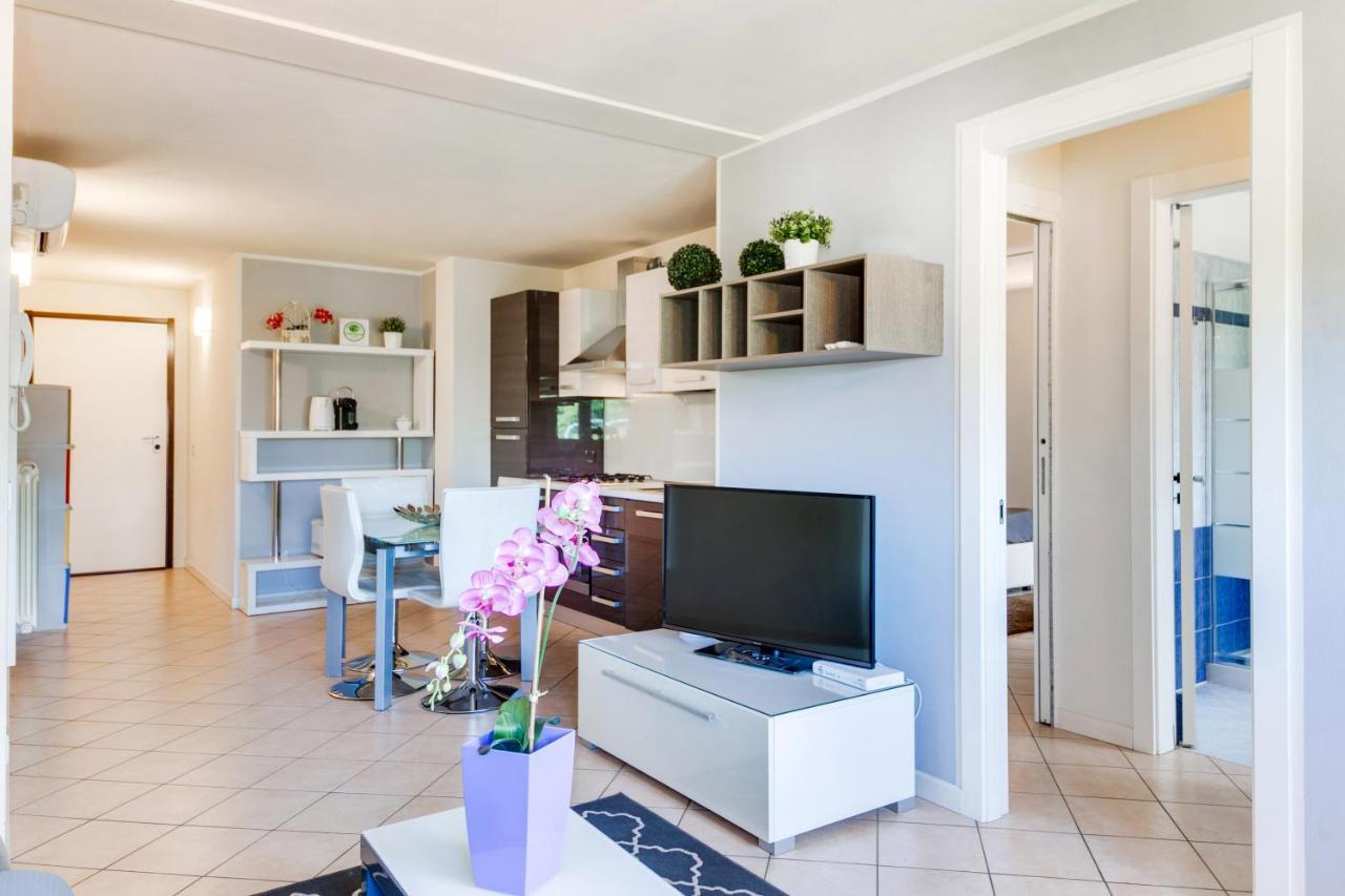 Casa Bonotto Appartement Desenzano del Garda Buitenkant foto
