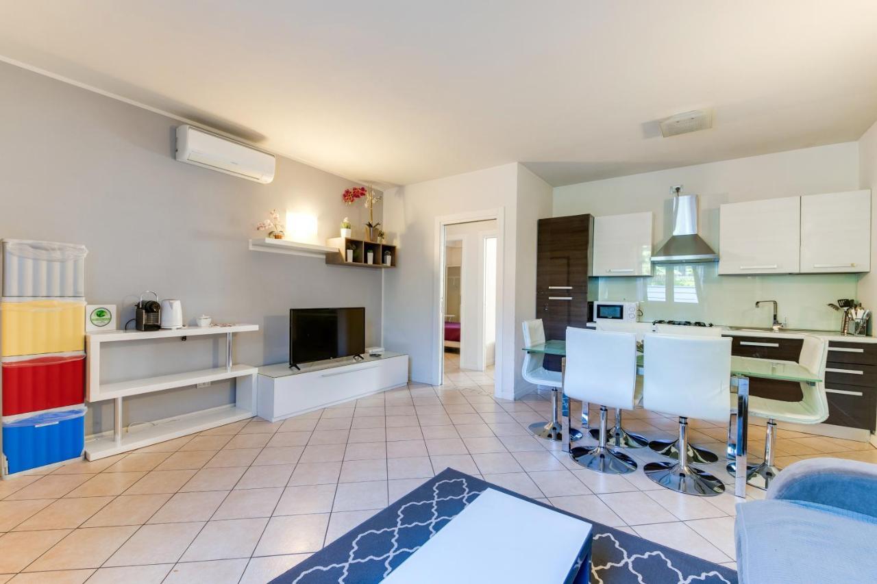 Casa Bonotto Appartement Desenzano del Garda Buitenkant foto