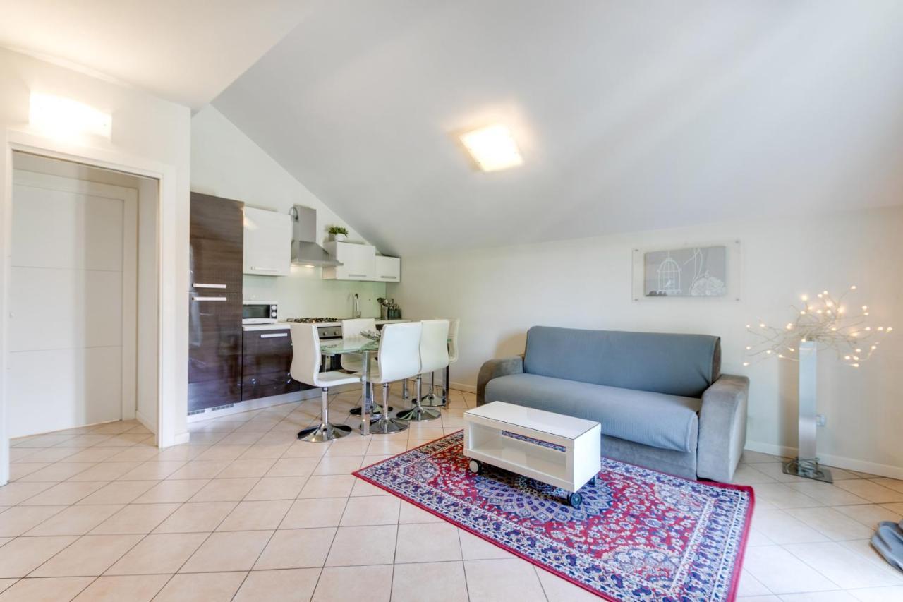 Casa Bonotto Appartement Desenzano del Garda Buitenkant foto