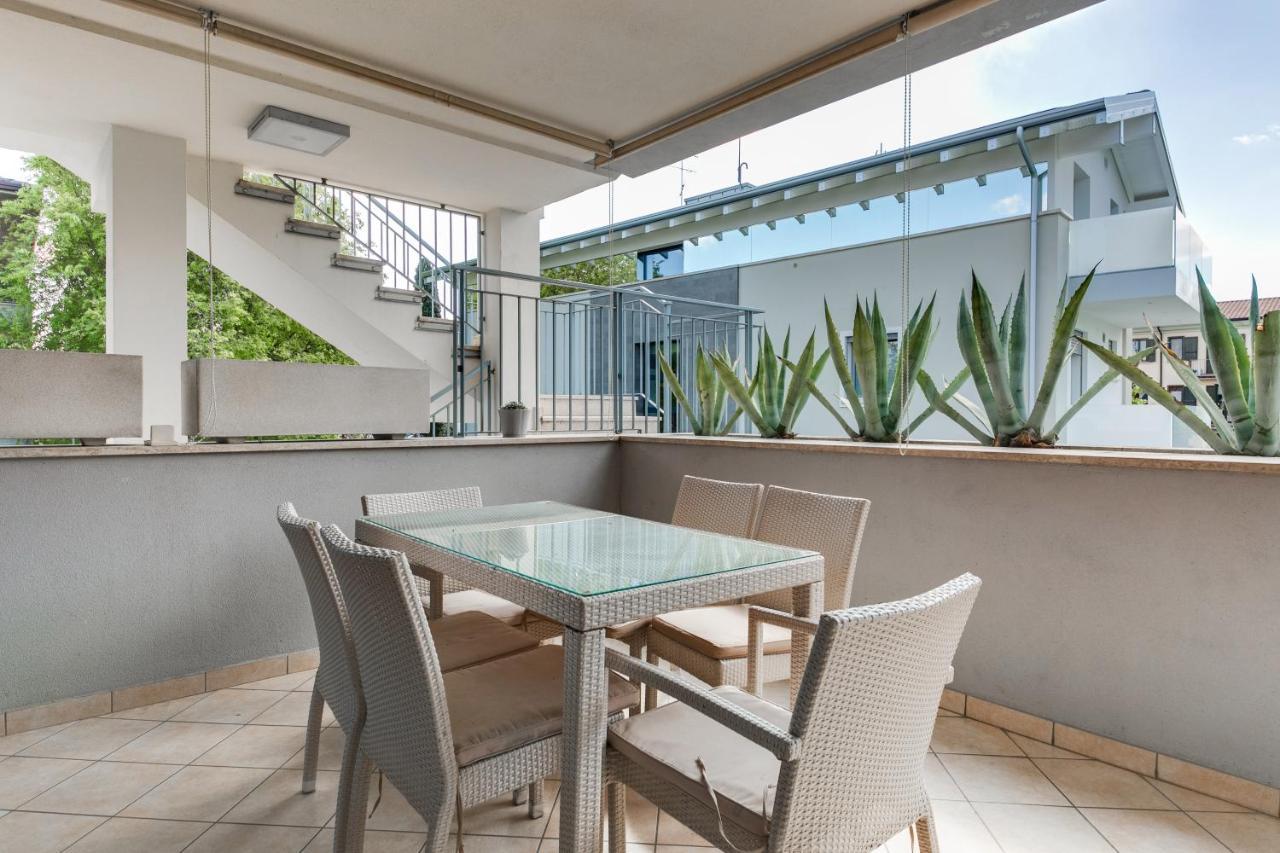 Casa Bonotto Appartement Desenzano del Garda Buitenkant foto