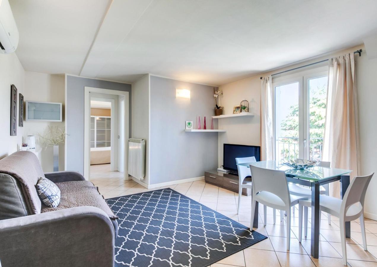 Casa Bonotto Appartement Desenzano del Garda Buitenkant foto