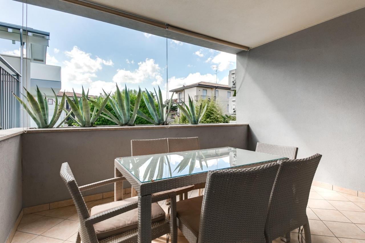 Casa Bonotto Appartement Desenzano del Garda Buitenkant foto