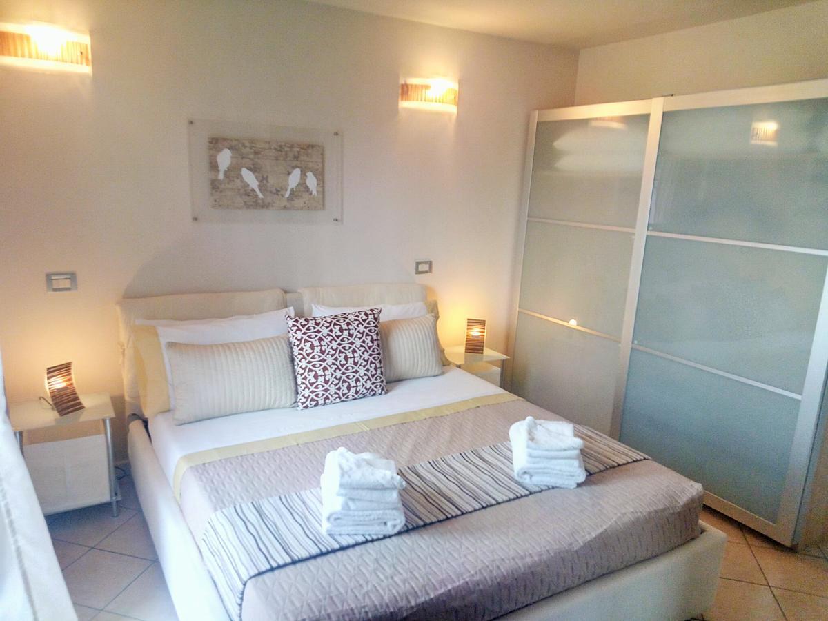 Casa Bonotto Appartement Desenzano del Garda Buitenkant foto