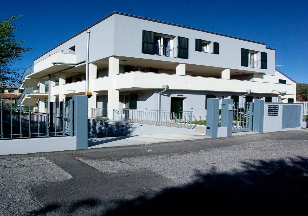 Casa Bonotto Appartement Desenzano del Garda Buitenkant foto